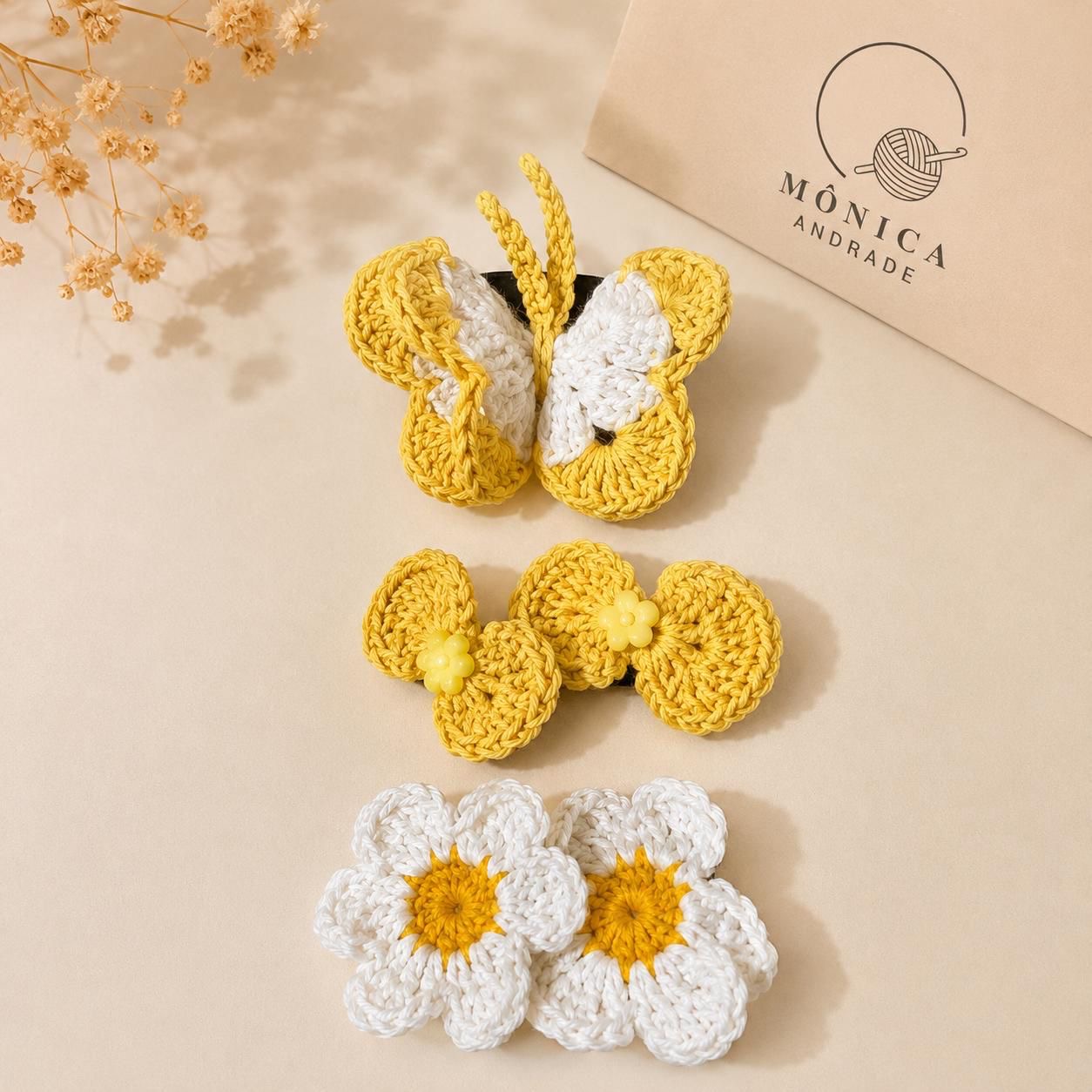Kit de crochê amarelo com presilha borboleta, laços flor e presilha flor
